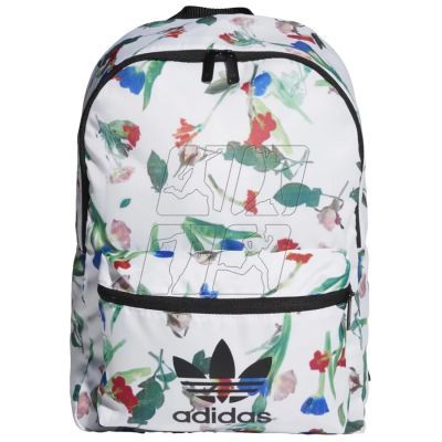 4. Plecak adidas Classic Backpack EI4762