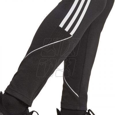 6. Spodnie adidas Tiro 23 League Sweat W HS3608