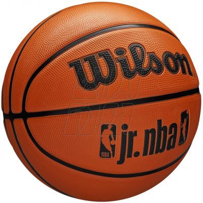 2. Piłka do koszykówki Wilson Jr NBA Fam Logo WZ3013001XB6