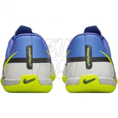 5. Buty piłkarskie Nike Phantom GT2 Academy IC Jr DC0816 570