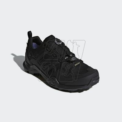 9. Buty adidas Terrex Swift R2 GTX M CM7492