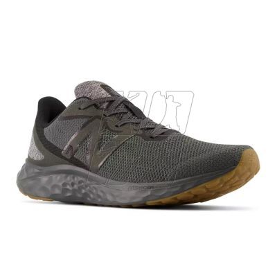 5. Buty do biegania męskie New Balance Freash Foam Arishi v4 sneakersy zielone (MARISRK4)