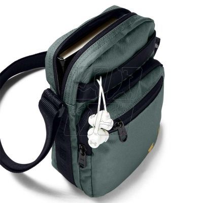 4. Torba na ramię Under Armour Crossbody 1327794 424