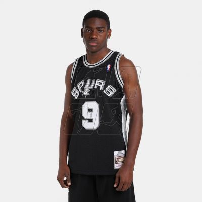 2. Koszulka Mitchell & Ness San Antonio Spurs NBA Swingman Jersey Spurs 2001 Tony Parker M SMJYLG19018-SASBLCK01TPA