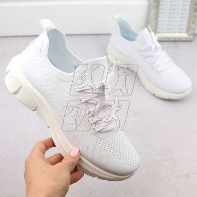 7. Buty sportowe Potocki W WOL242B białe