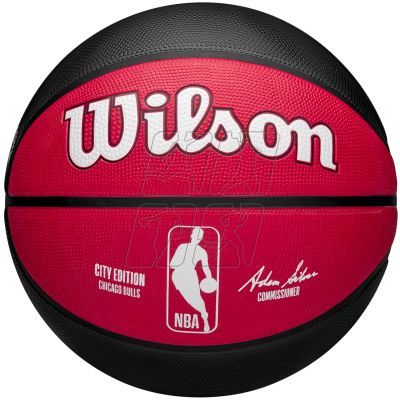 Piłka do koszykówki Wilson NBA Team City Edition Chicago Bulls WZ4024205XB