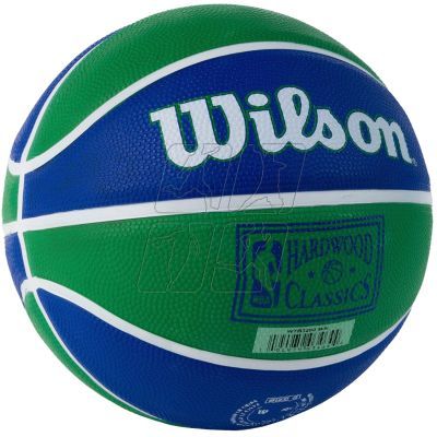 2. Piłka Wilson Team Retro Minnesota Timberwolves Mini Ball WTB3200XBMIN