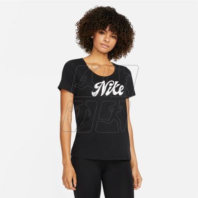 4. Koszulka Nike DF Tee W FD2986 010