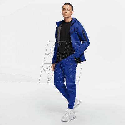 3. Spodnie Nike Sportswear Tech Fleece M CU4495-480
