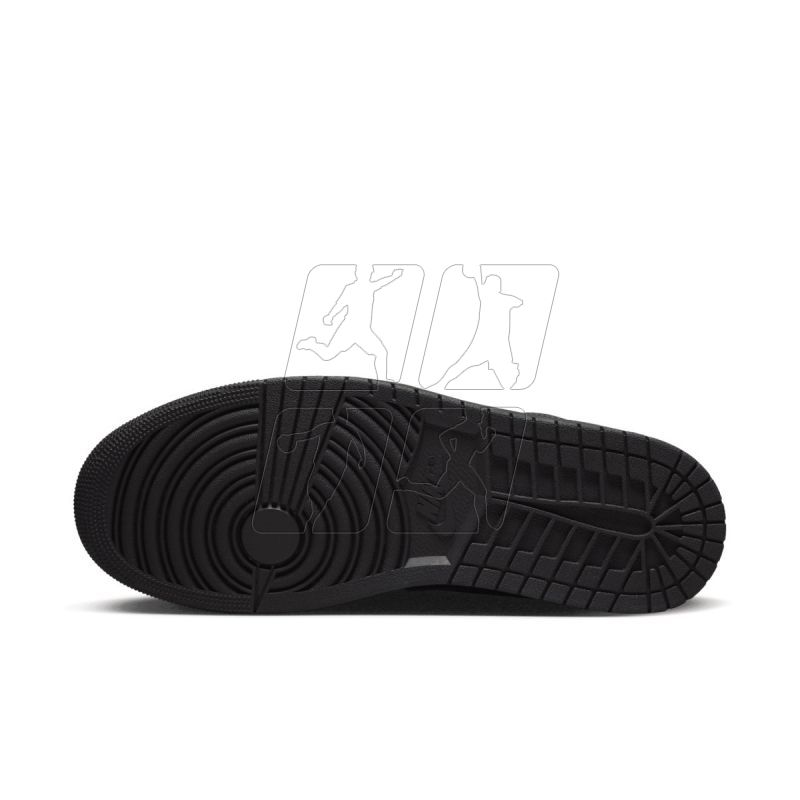 6. Buty Nike Air Jordan 1 Low M 553558-093