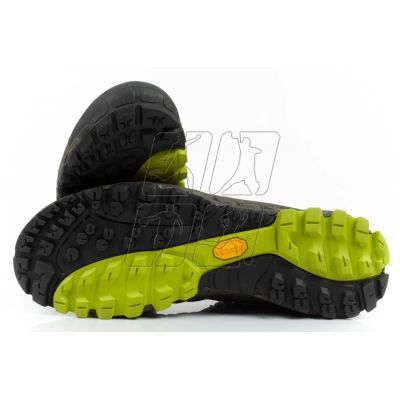 9. Buty Aku Selvatica Mid Gore-tex M 672 653