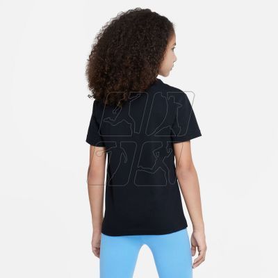 2. Koszulka Nike Sportswear Jr DX1717 010