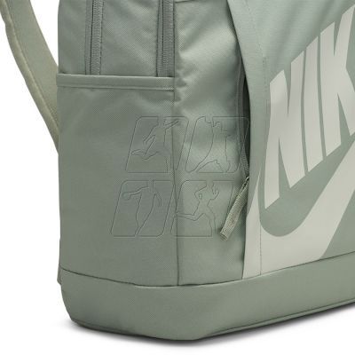 5. Plecak Nike Elemental DD0559-370