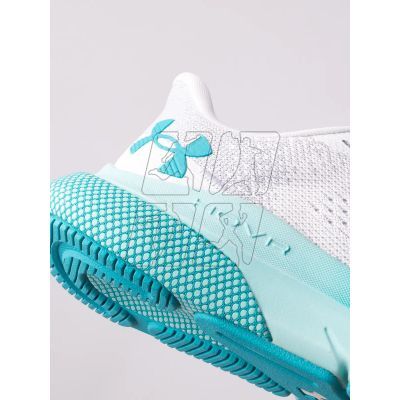 5. Buty Under Armour Hovr W 3026525-102
