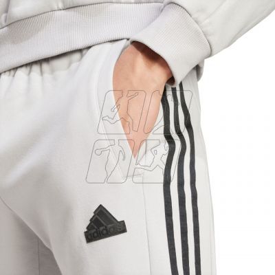 5. Spodnie adidas House of Tiro Fleece M IW5944