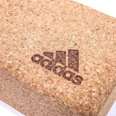 8. Kostka do jogi adidas ADYG-20100CORK