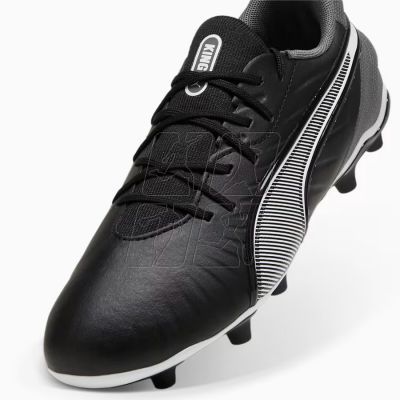 8. Buty piłkarskie Puma King Match FG/AG Jr 108048-01