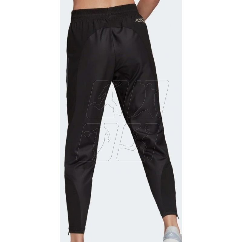 2. Spodnie adidas Adizero Running Pants W H57764