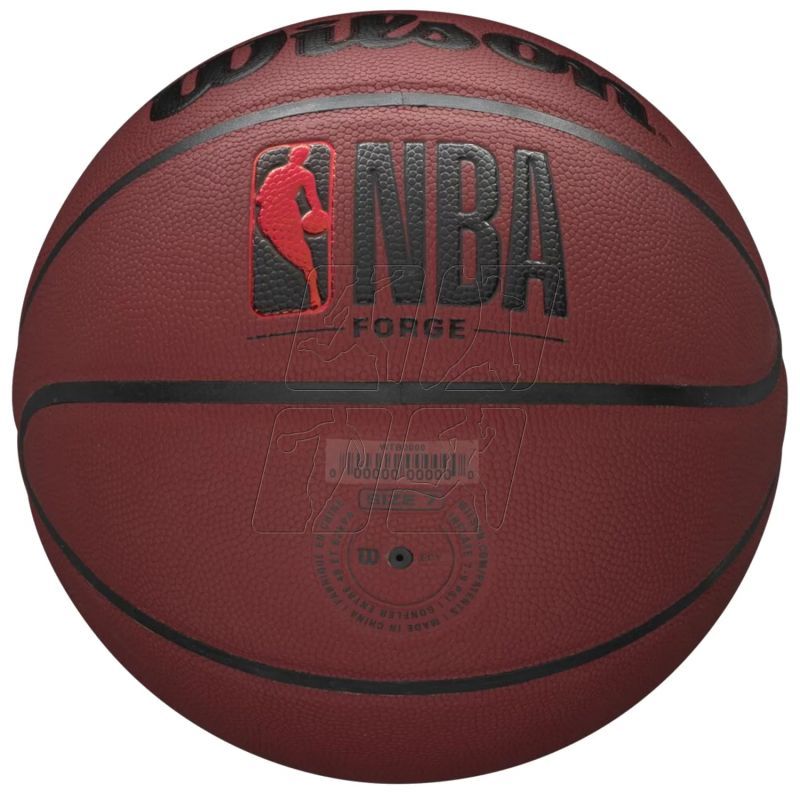 4. Piłka do koszykówki Wilson NBA Forge Crimson Ball WTB8201XB
