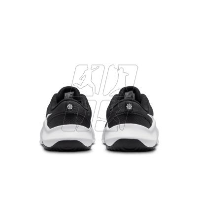 5. Buty Nike Legend Essential 3 Next Nature DM1119-001