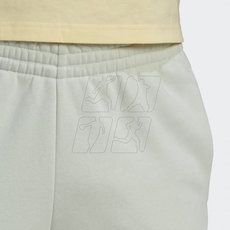 4. Spodnie adidas Essentials Colorblock Fleece Pants W HK2883