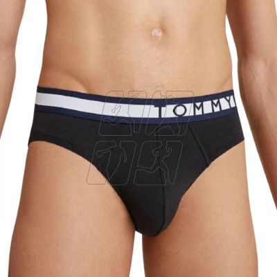 5. Majtki Tommy Hilfiger Brief M UM0UM01227