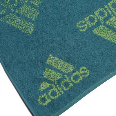 4. Ręcznik adidas Branded Must-Have Towel IA7056
