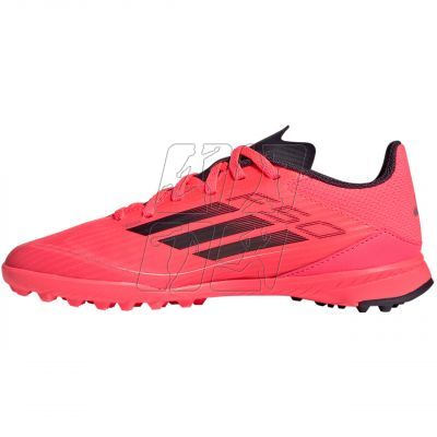 5. Buty piłkarskie adidas F50 League TF Jr IF1378