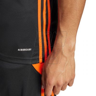 7. Koszulka adidas Tabela 23 Jersey M JI8826