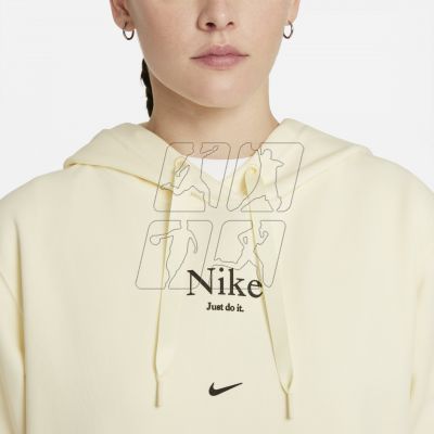 3. Bluza Nike Sportswear W DO0780-113