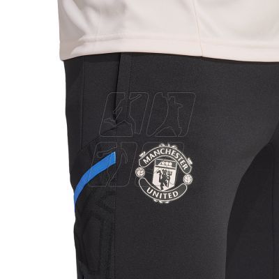 5. Spodnie adidas Manchester United Training Panty M HT4296
