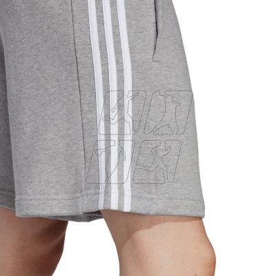 5. Spodenki adidas Essentials French Terry 3-Stripes M IC9437