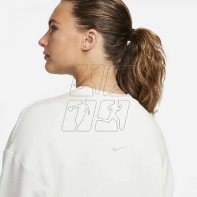6. Bluza Nike Yoga Luxe A.I.R. W DM7006-030