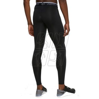 2. Spodnie termiczne Nike Pro Tight M DD1913-010