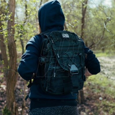 8. Plecak turystyczny Offlander Survival Hiker 35L OFF_CACC_35BK