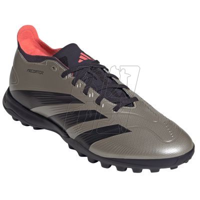 4. Buty piłkarskie adidas Predator League TF M IF6376