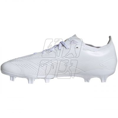 5. Buty piłkarskie adidas Predator League FG IF6346