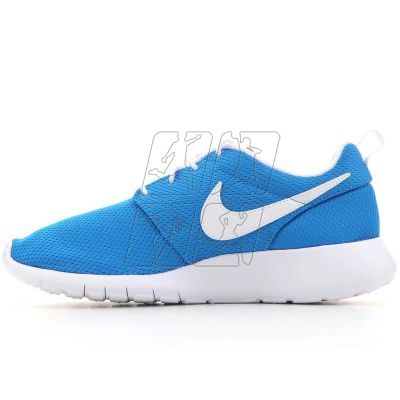 8. Buty Nike Roshe One (GS) Jr 599728-422