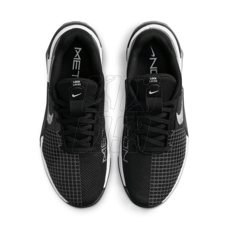 3. Buty Nike Metcon 8 W DO9327-001