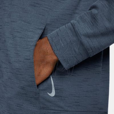 4. Bluza Nike Yoga Dri-FIT M CZ2217-491