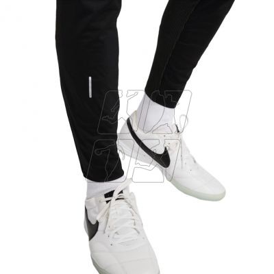 6. Spodnie Nike Therma-Fit Strike Pant Kwpz Winter Warrior M DC9159 010