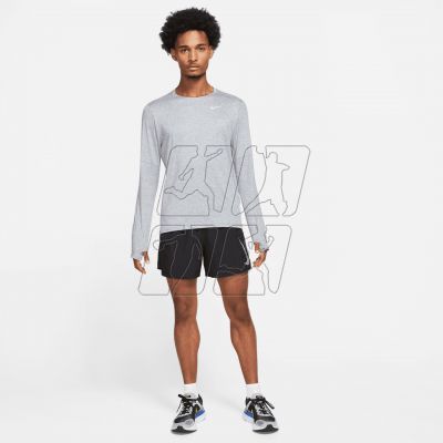 5. Koszulka Nike Dri-Fit Running Crew M DD4754-084