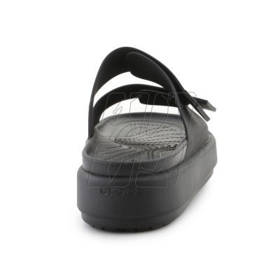 4. Klapki Crocs Brooklyn Luxe Sandal W 209586-060