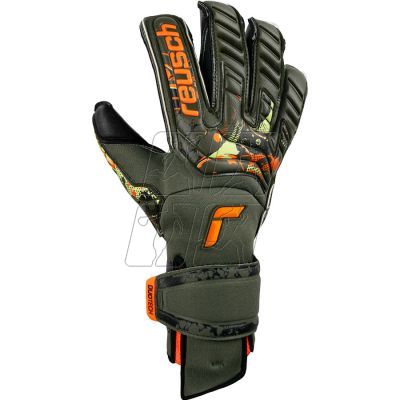 11. Rękawice bramkarskie Reusch Attrakt Duo Evolution Adaptive Flex M 53 70 055 5555