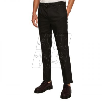 2. Spodnie Calvin Klein Tapered Elastic M K10K105623