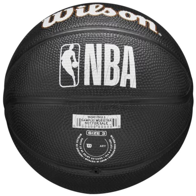 2. Piłka do koszykówki Wilson Team Tribute New York Knicks Mini Ball WZ4017610XB