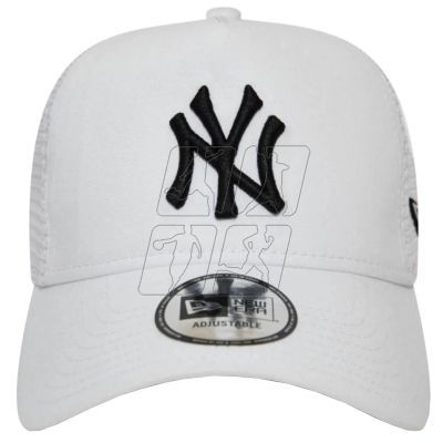 5. Czapka New Era Essential New York Yankees MLB Trucker Cap 12285467