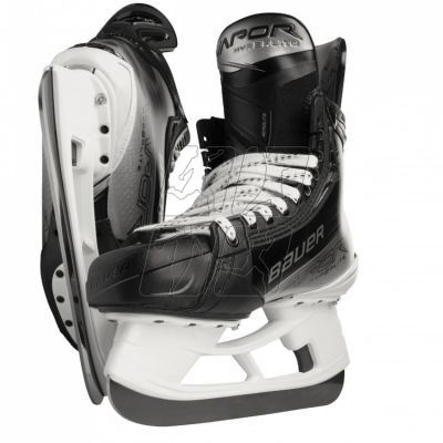 7. Łyżwy hokejowe Bauer Vapor Hyperlite2 Sr 1061791