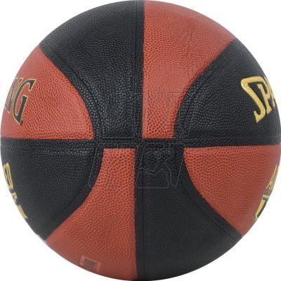 4. Piłka Spalding Advanced Grip Control  In/Out Ball 76872Z