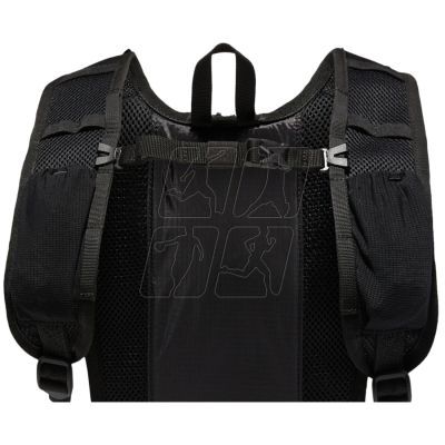 2. Plecak biegowy Asics Lightweight Running Backpack 2.0 3013A575-001
